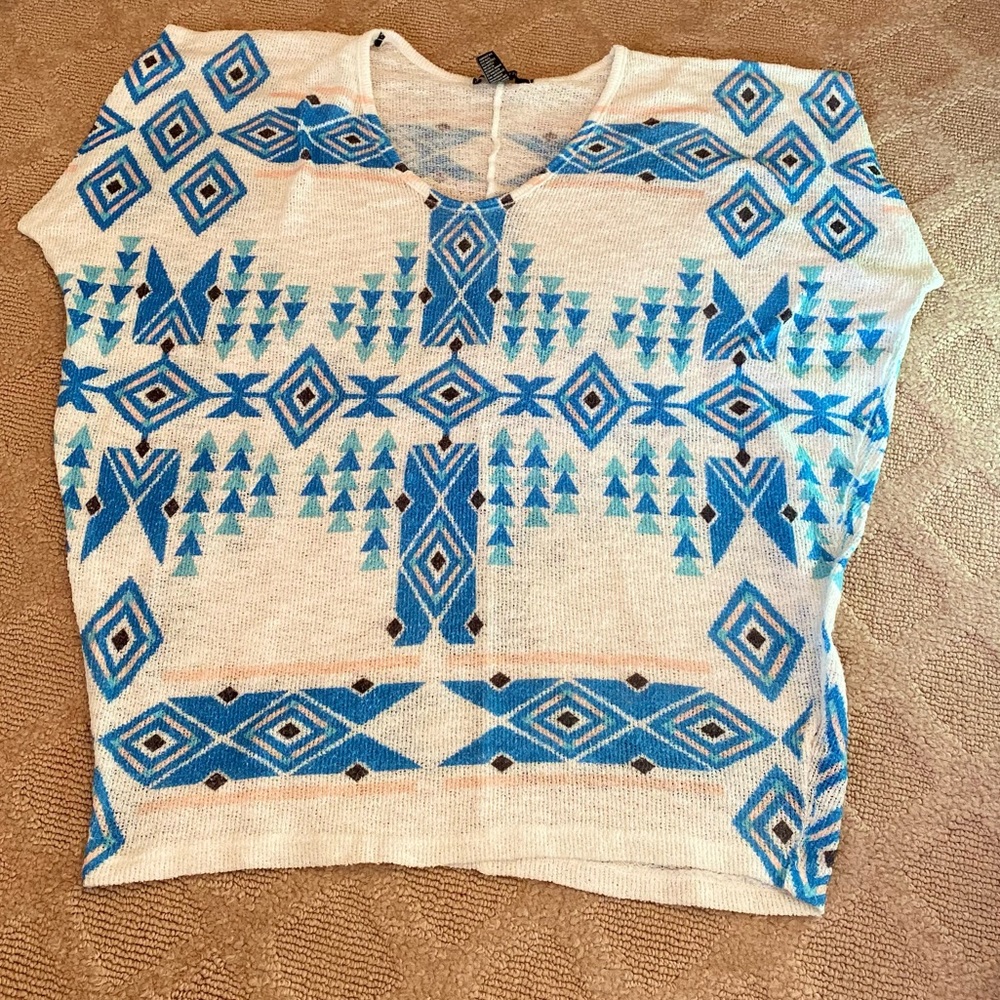 Short sleeve summer knit